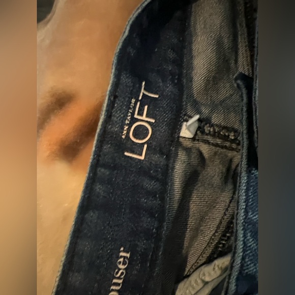 Ann Taylor LOFT Curvy Straight Leg Jeans laser itched. - Picture 14 of 15
